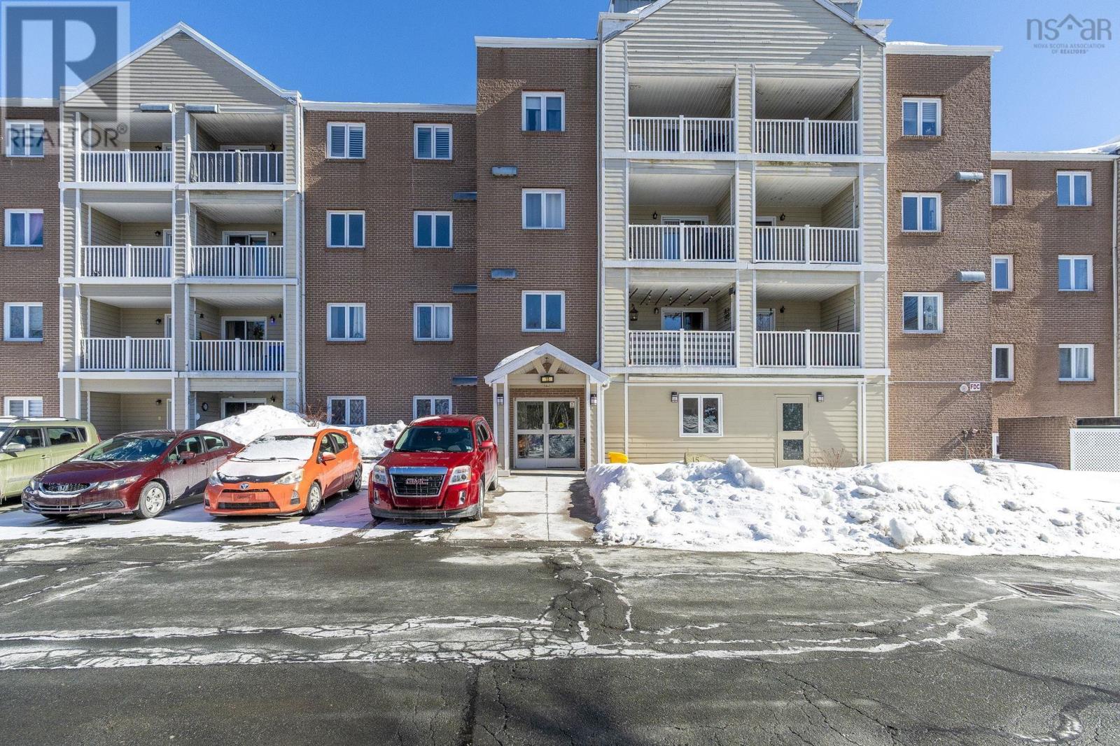 #308 15 Langbrae Drive - Image 3