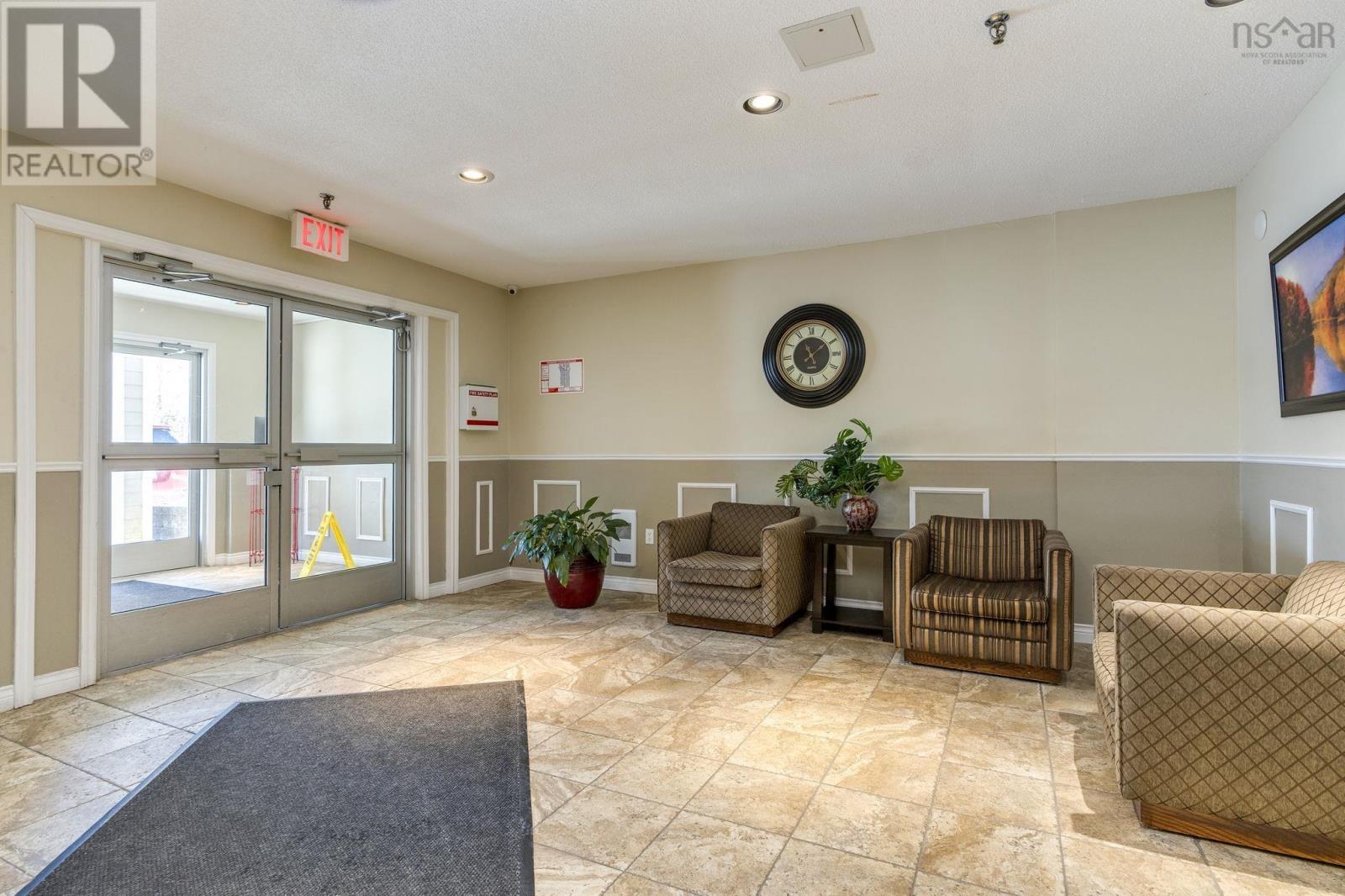 #308 15 Langbrae Drive - 7