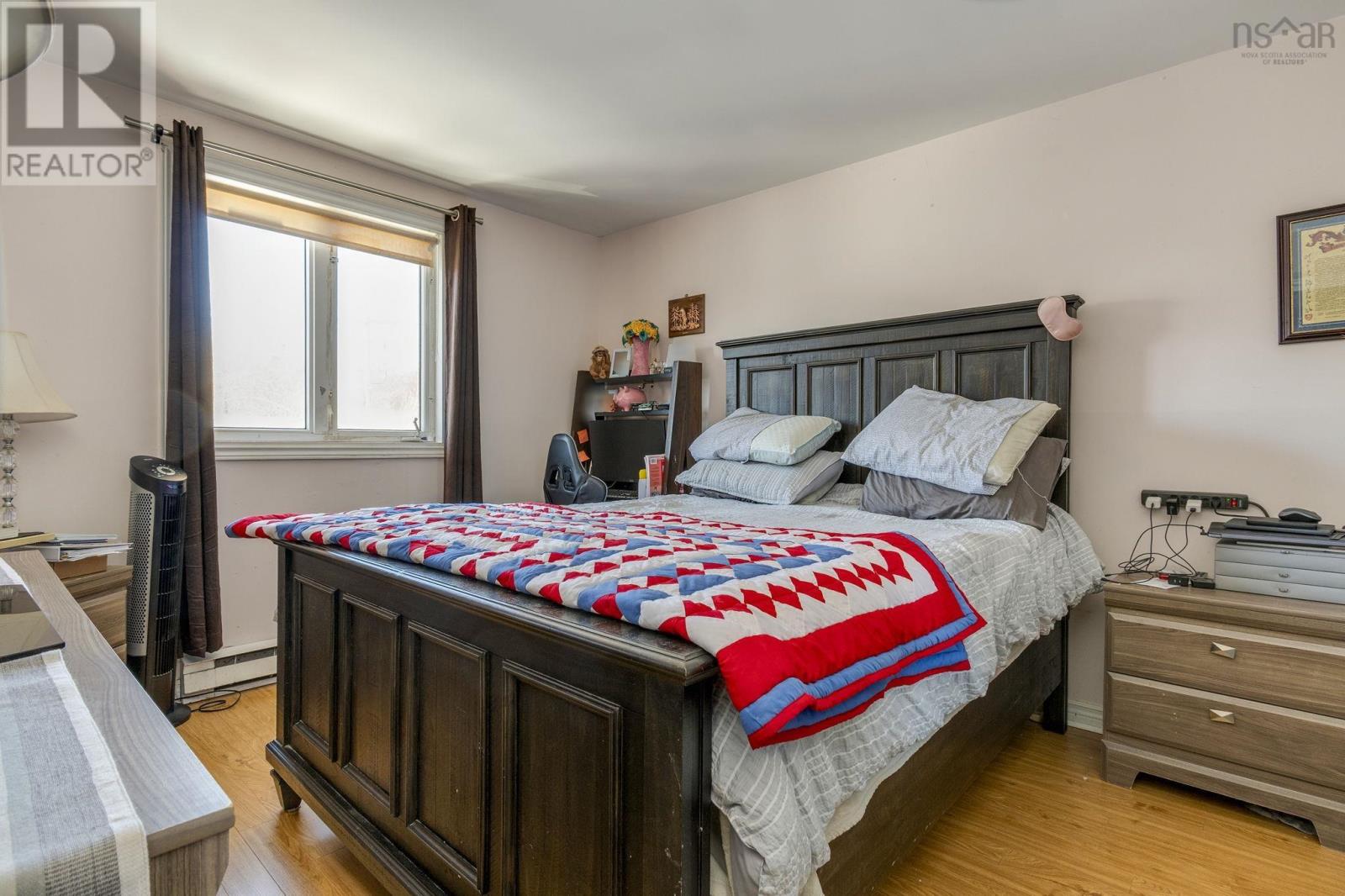 #308 15 Langbrae Drive - 26