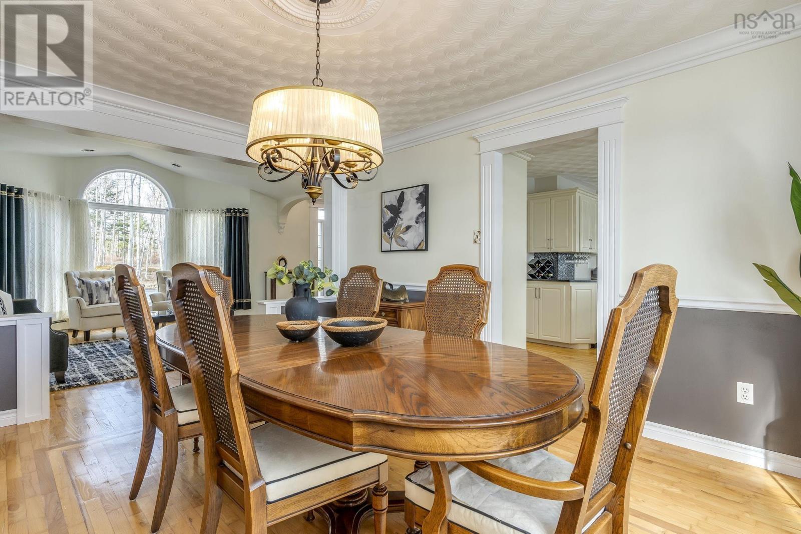 35 Longburn Drive - 9