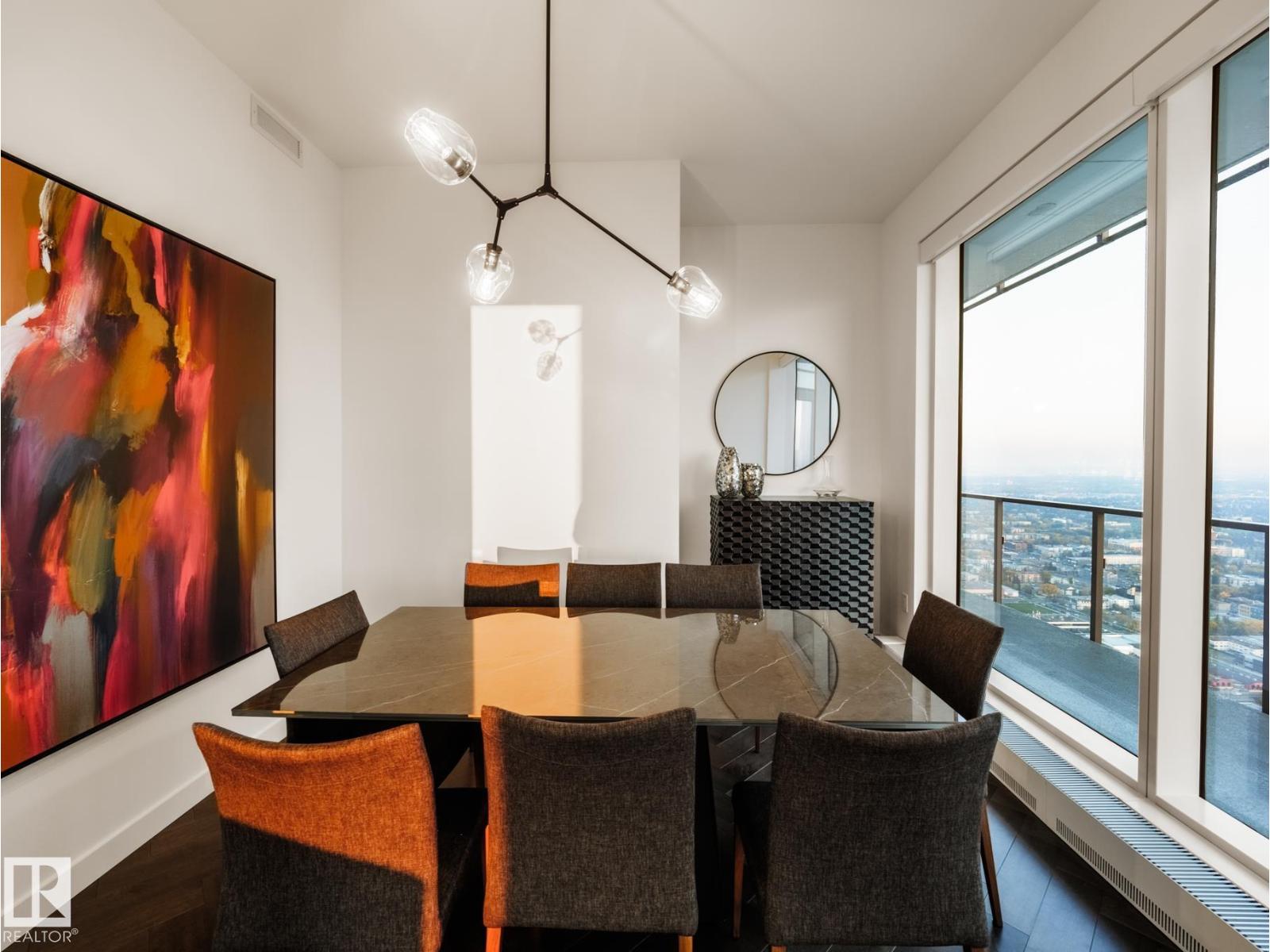 #4402 10360 102 ST NW - 10