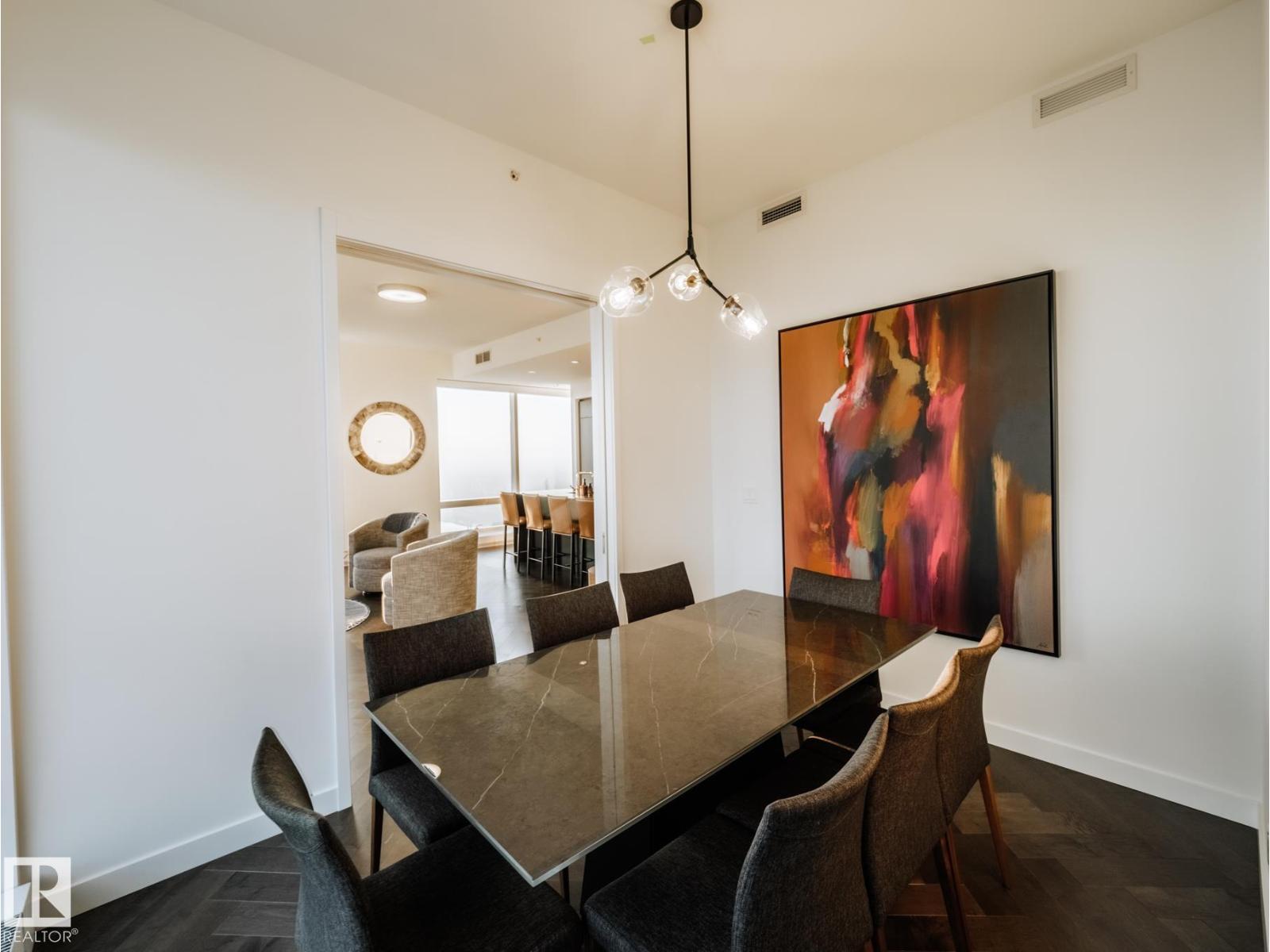 #4402 10360 102 ST NW - 11