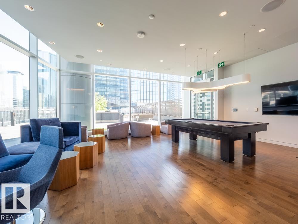 #4402 10360 102 ST NW - 41
