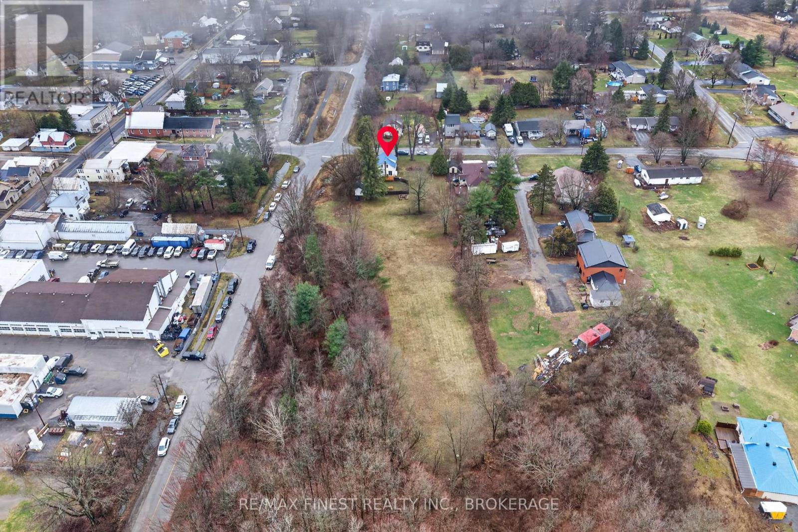 6074 BANK STREET - 39