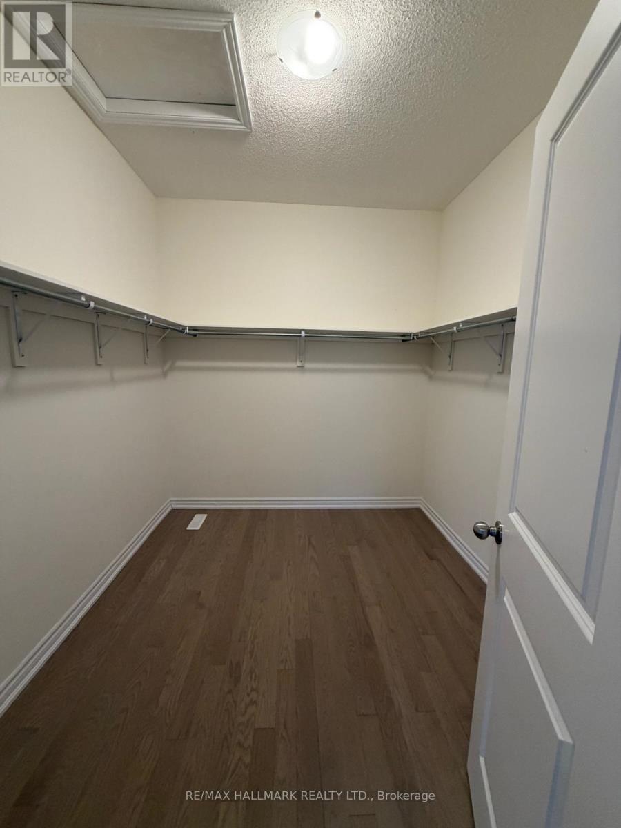 112 WESLOCK CRESCENT - 18