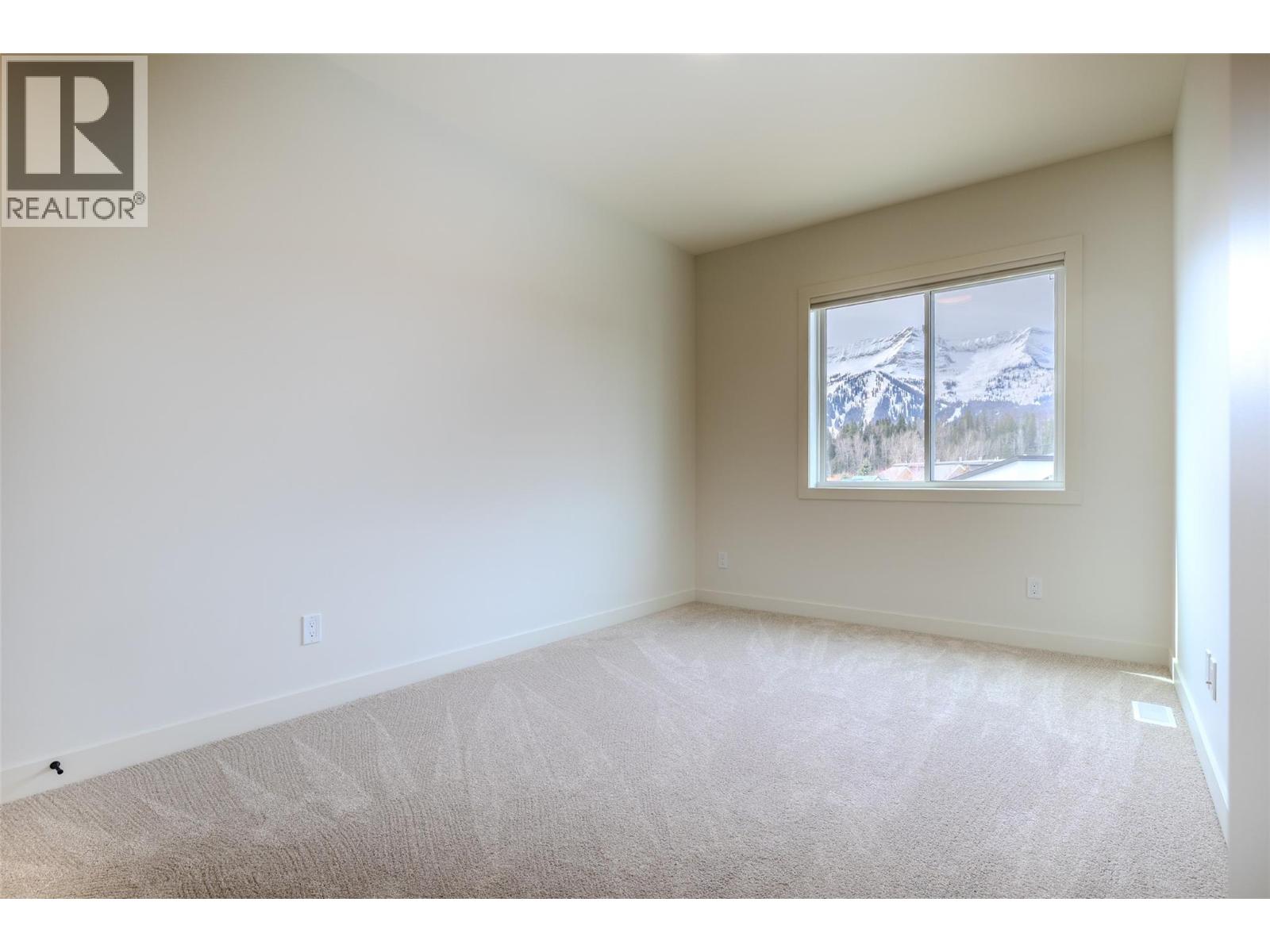 800 Riverside Way Unit# 403, Fernie