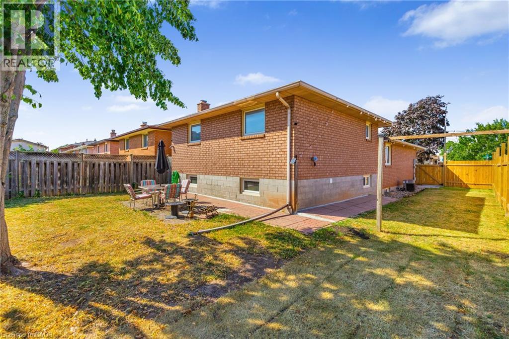 102 JUNIPER Drive - 36