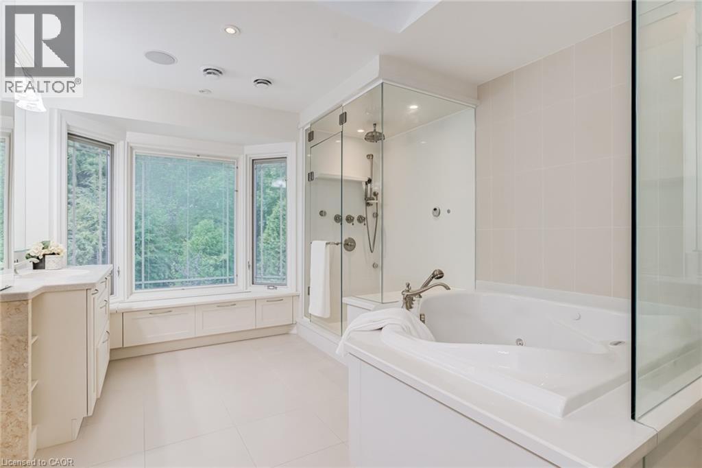 78 CHANCERY Drive - 27