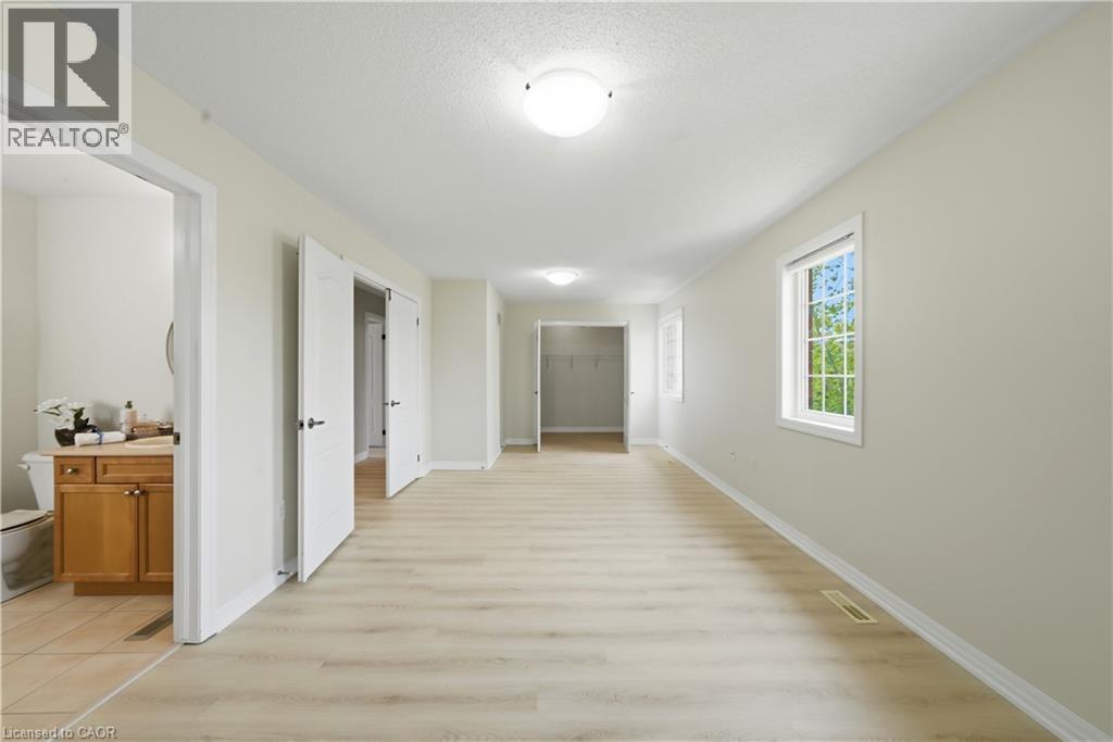 148 MONTREAL Circle - 29