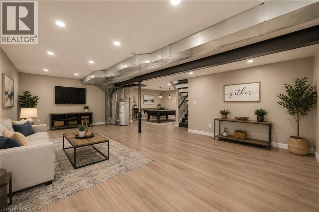 148 MONTREAL Circle - 46