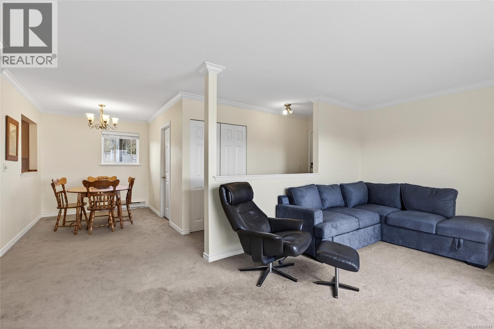 #401 840 Braidwood Rd - 3