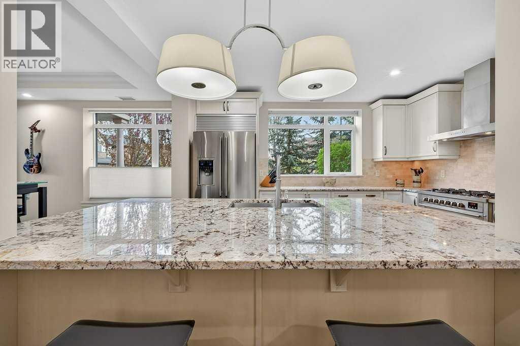 #107 121 Quarry Way SE - 14
