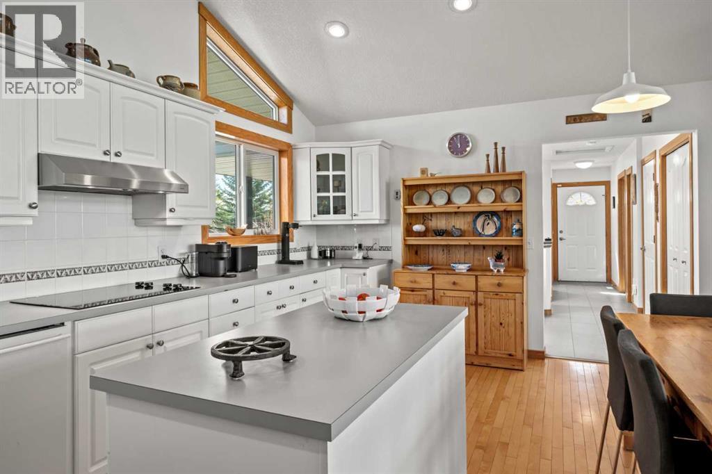 8120 408 Avenue E - 10