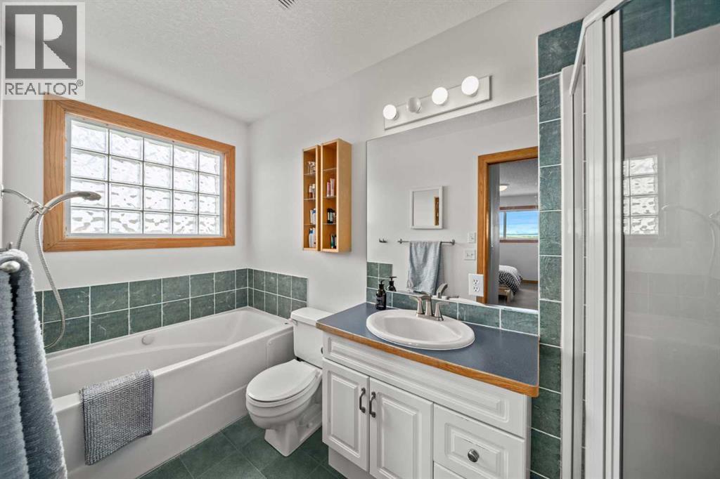 8120 408 Avenue E - 25