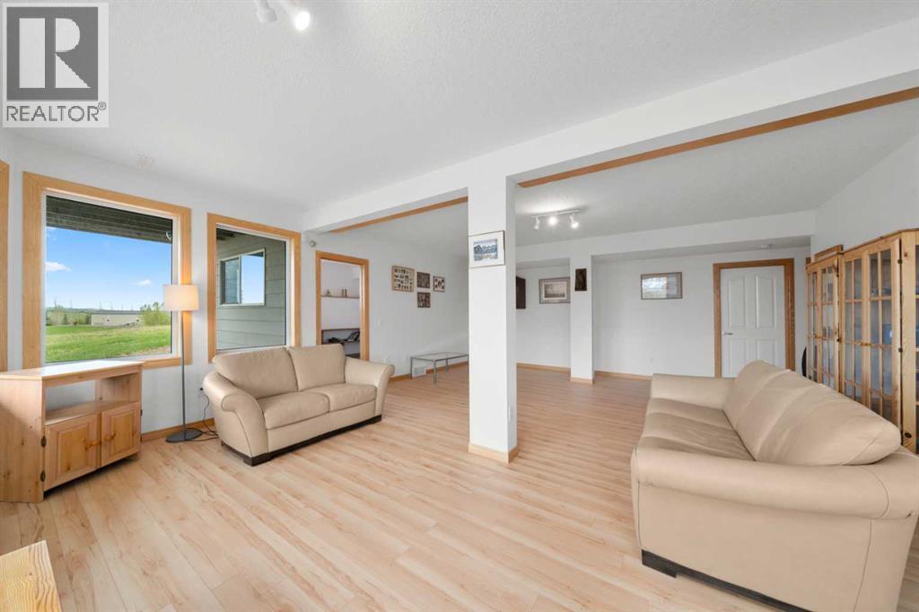 8120 408 Avenue E - 36