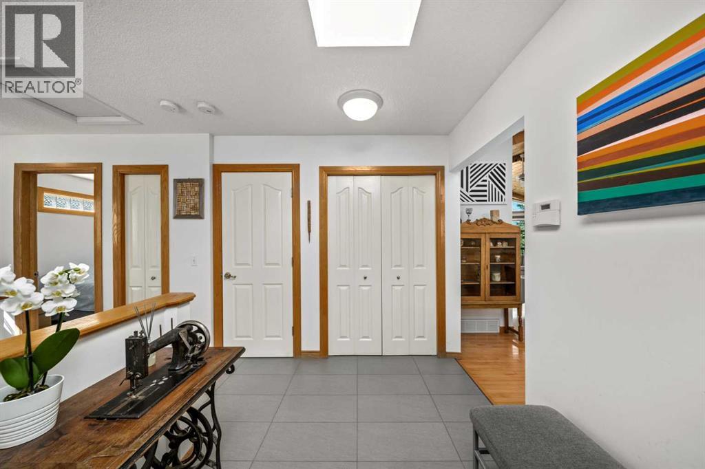 8120 408 Avenue E - 6