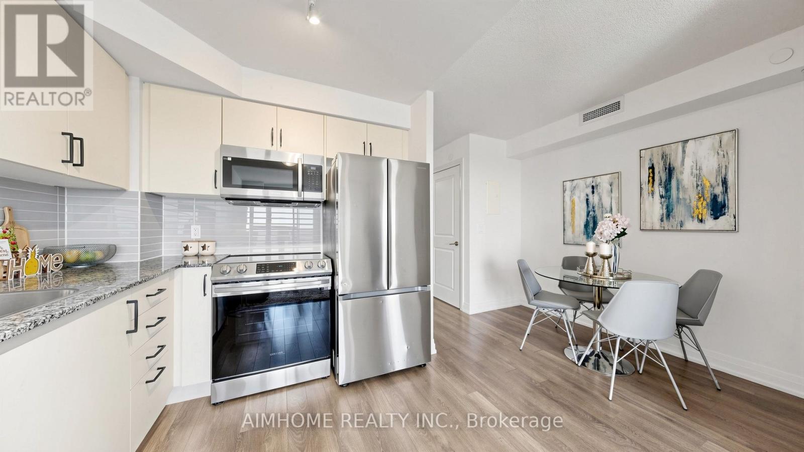 #2302 20 MEADOWGLEN PLACE - 17