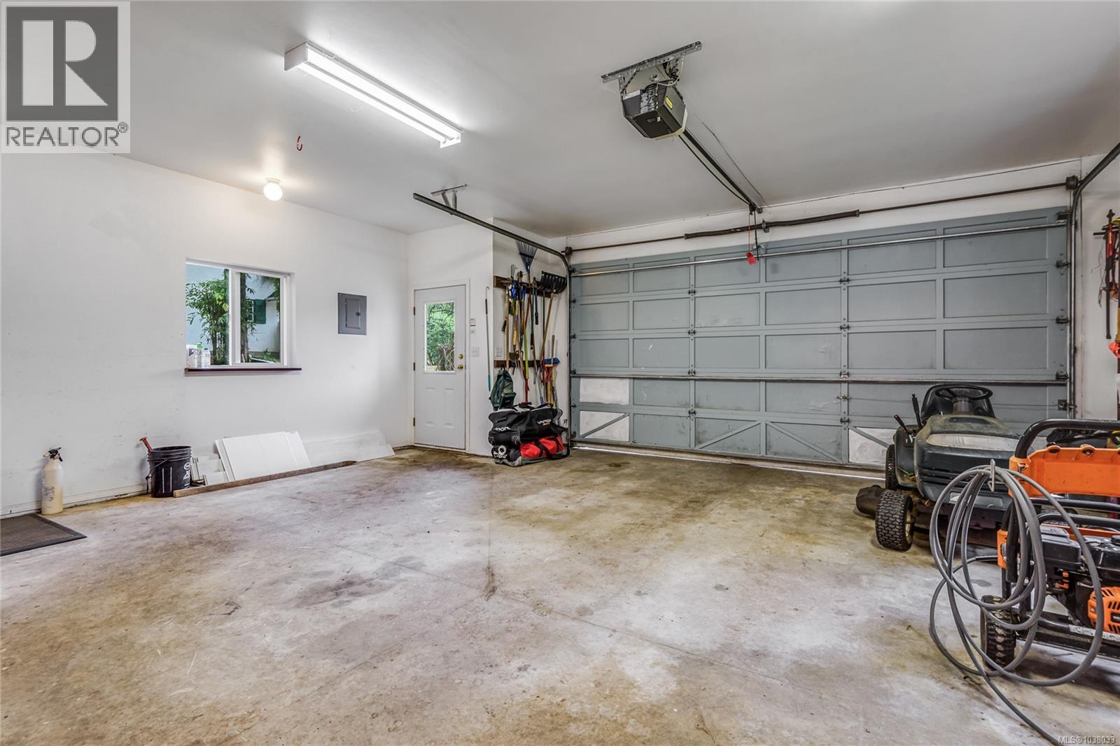 2245 Schulz Rd - 36