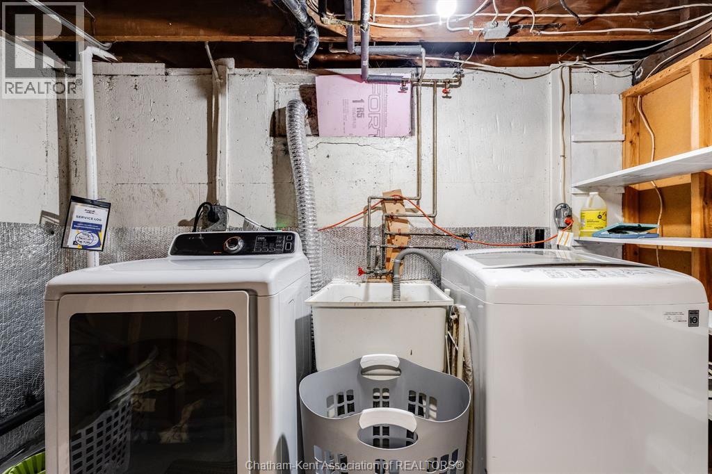 53 Sunnyside AVENUE - 21