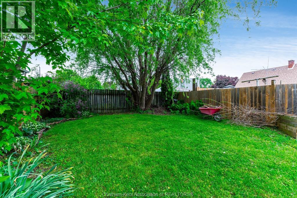 53 Sunnyside AVENUE - 31