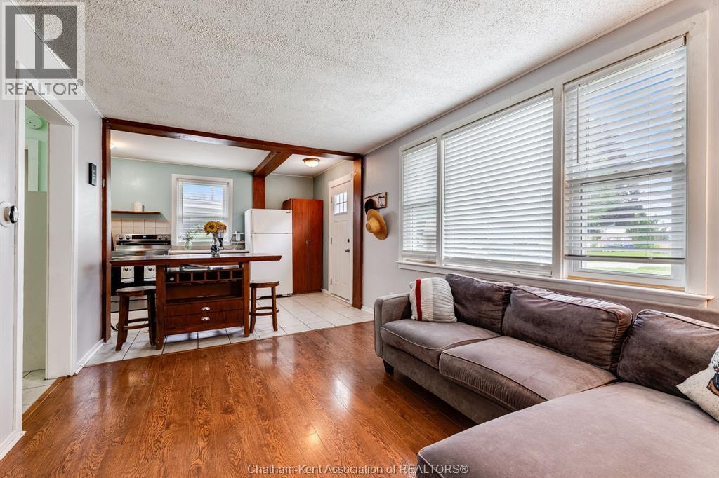 53 Sunnyside AVENUE - 6