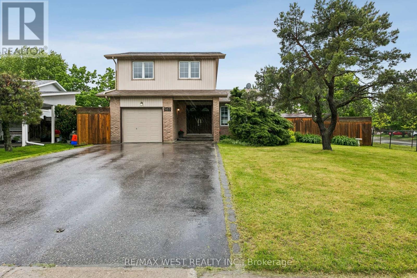 563 JOYCE BOULEVARD - 1