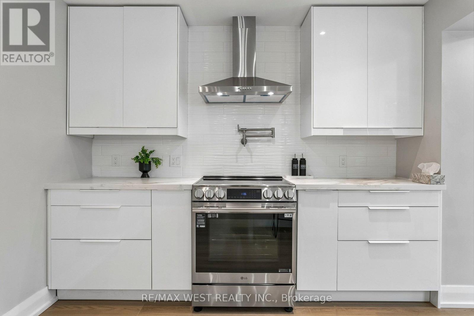 563 JOYCE BOULEVARD - 18