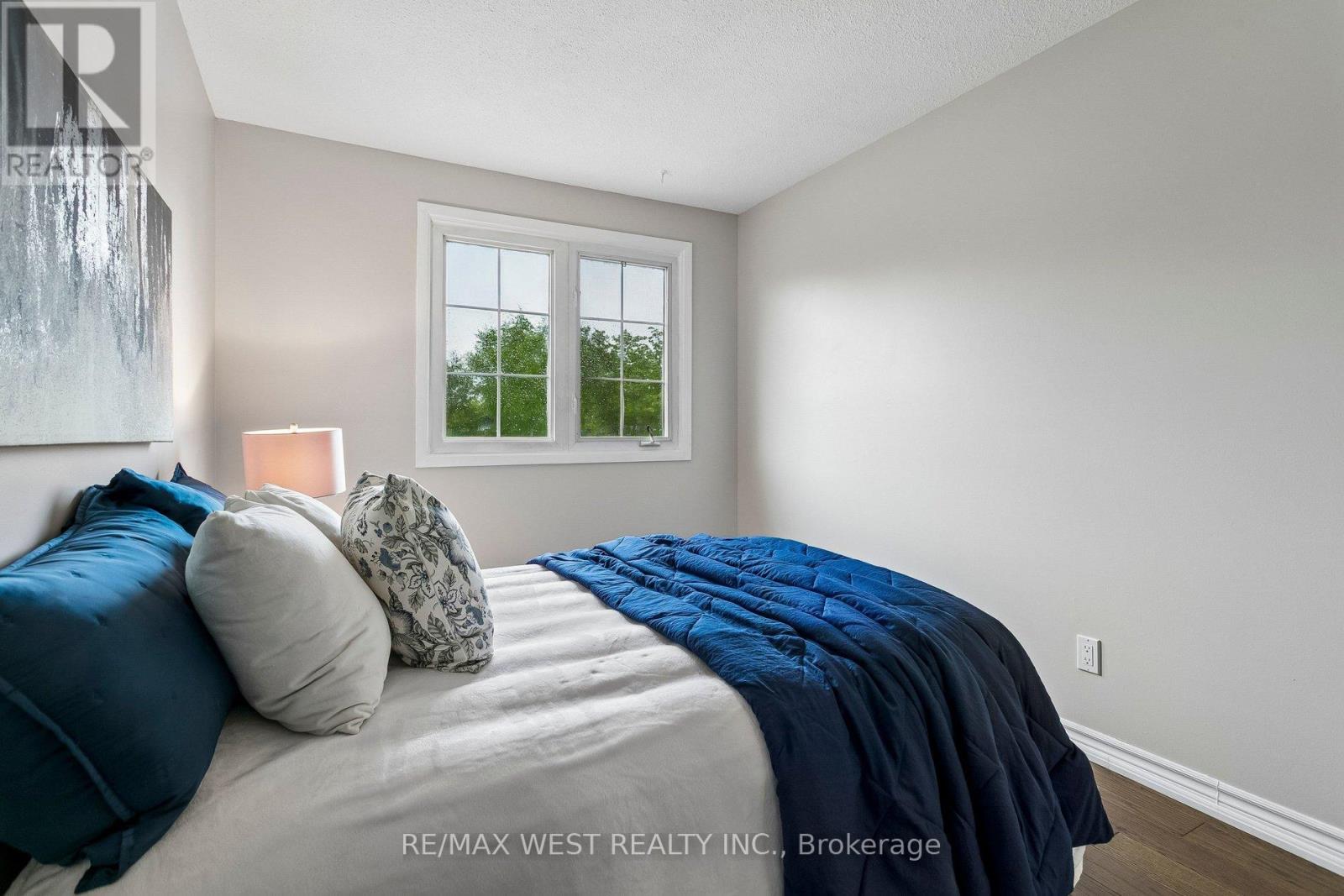 563 JOYCE BOULEVARD - 26