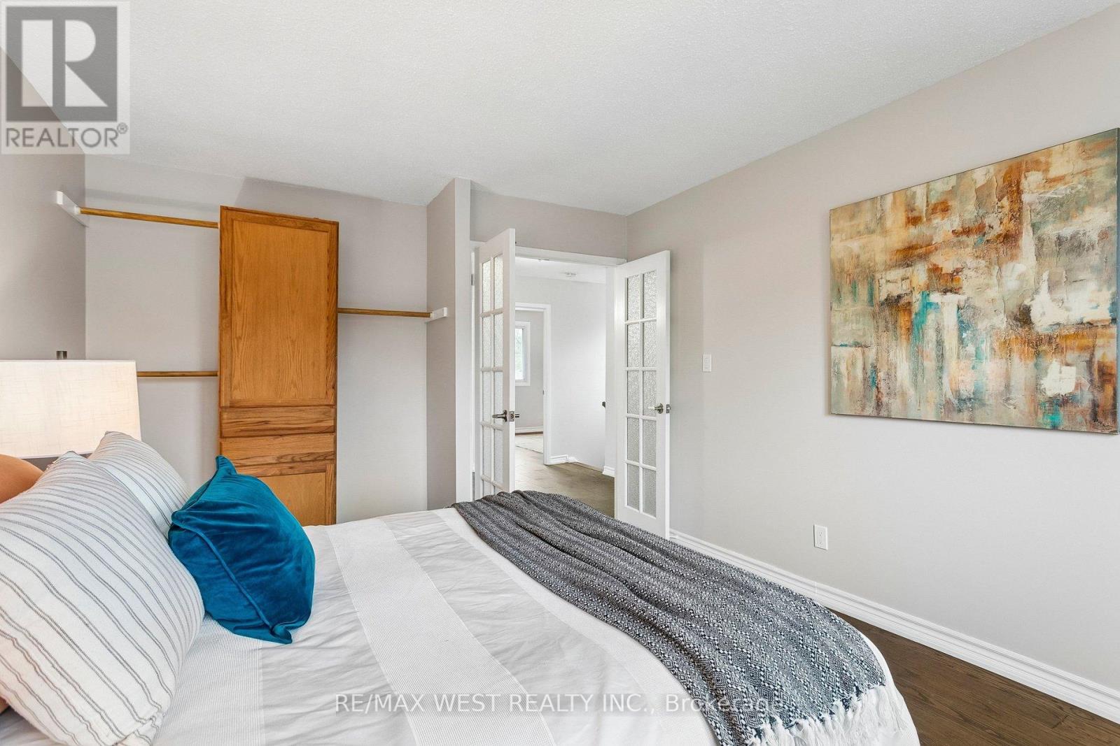 563 JOYCE BOULEVARD - 36
