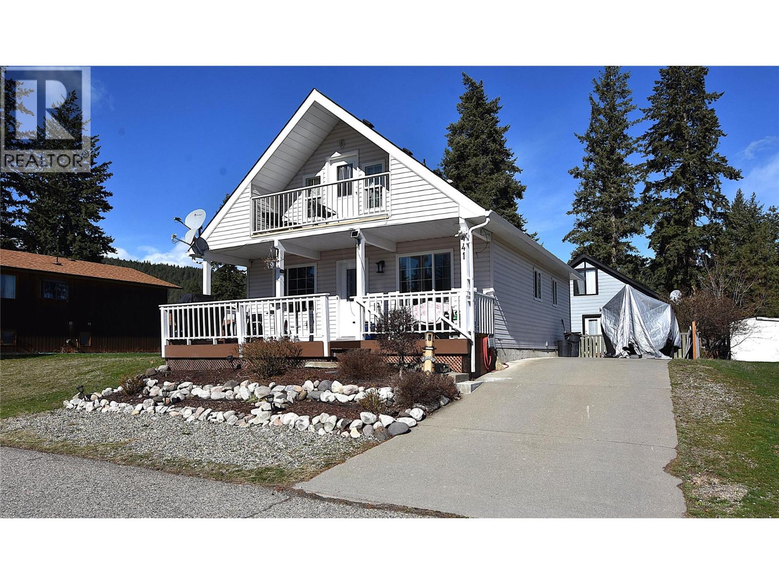 441 Hummingbird Avenue - 1