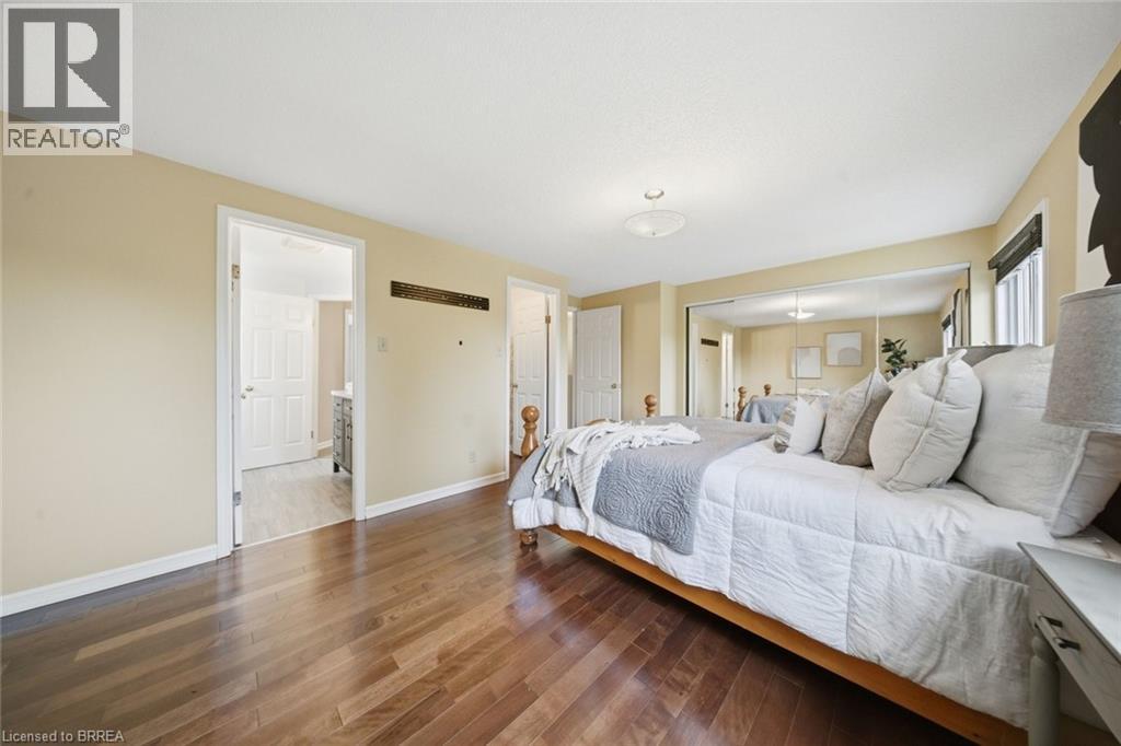 54 GILLIN Road - 26