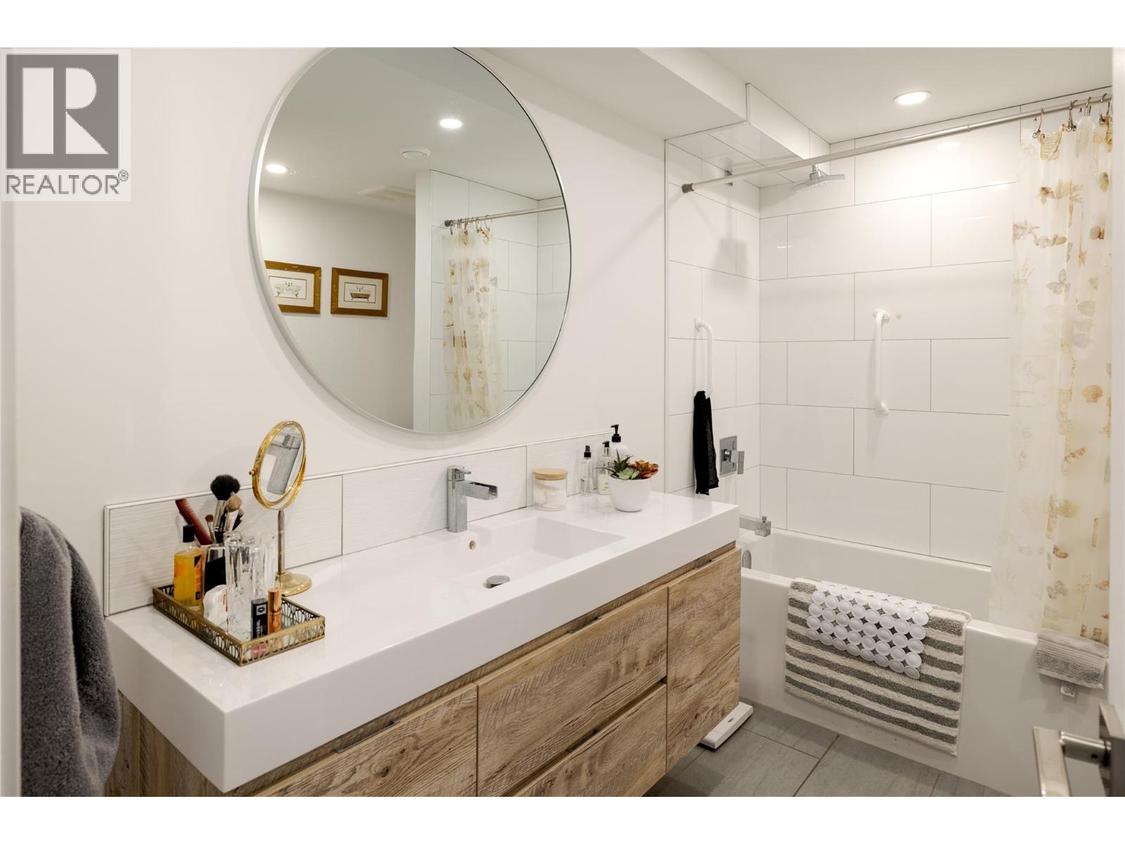 10942 Russell Road - 35