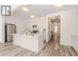 141 Leslie Davis Street, North Dumfries, ON N0B1K0 Photo 12