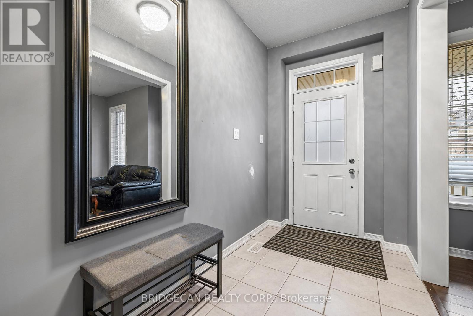 20 GILLESPIE DRIVE - 23