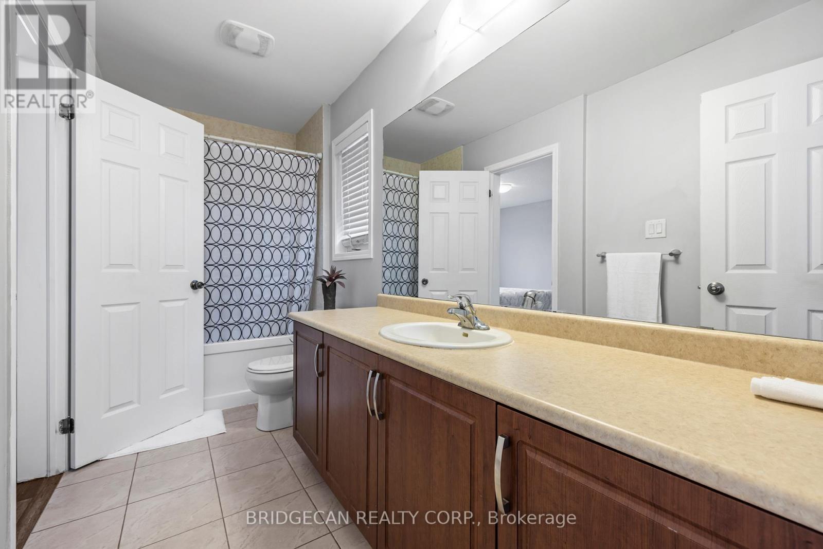 20 GILLESPIE DRIVE - 26