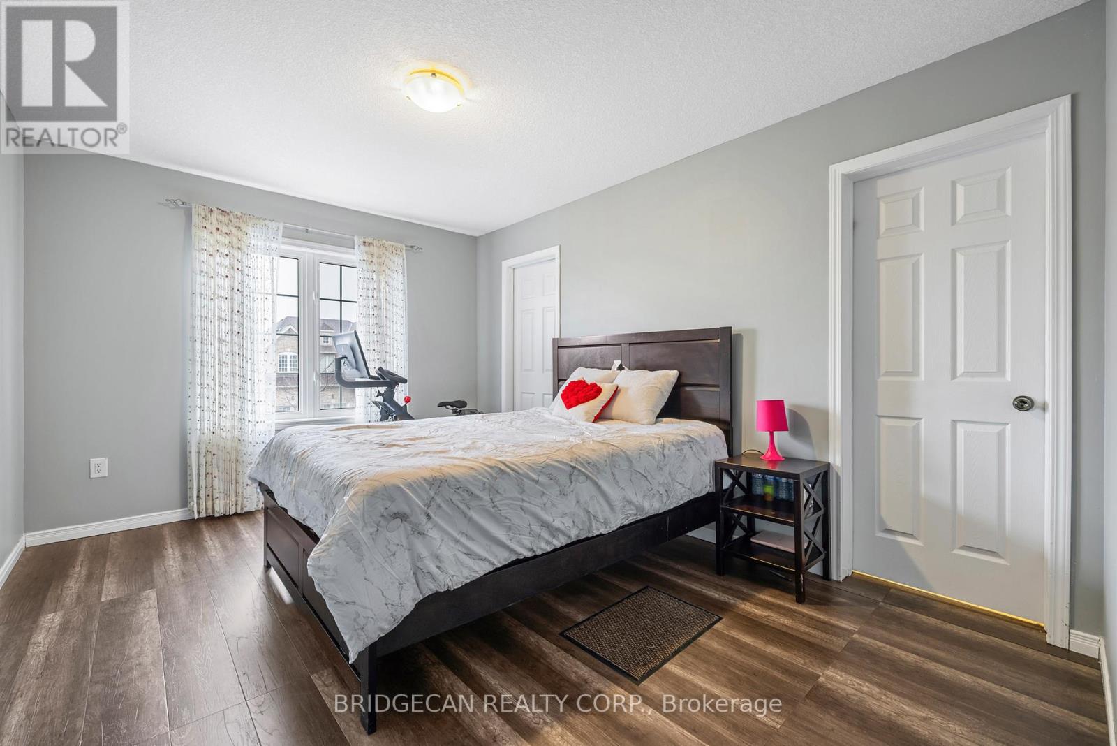 20 GILLESPIE DRIVE - 29