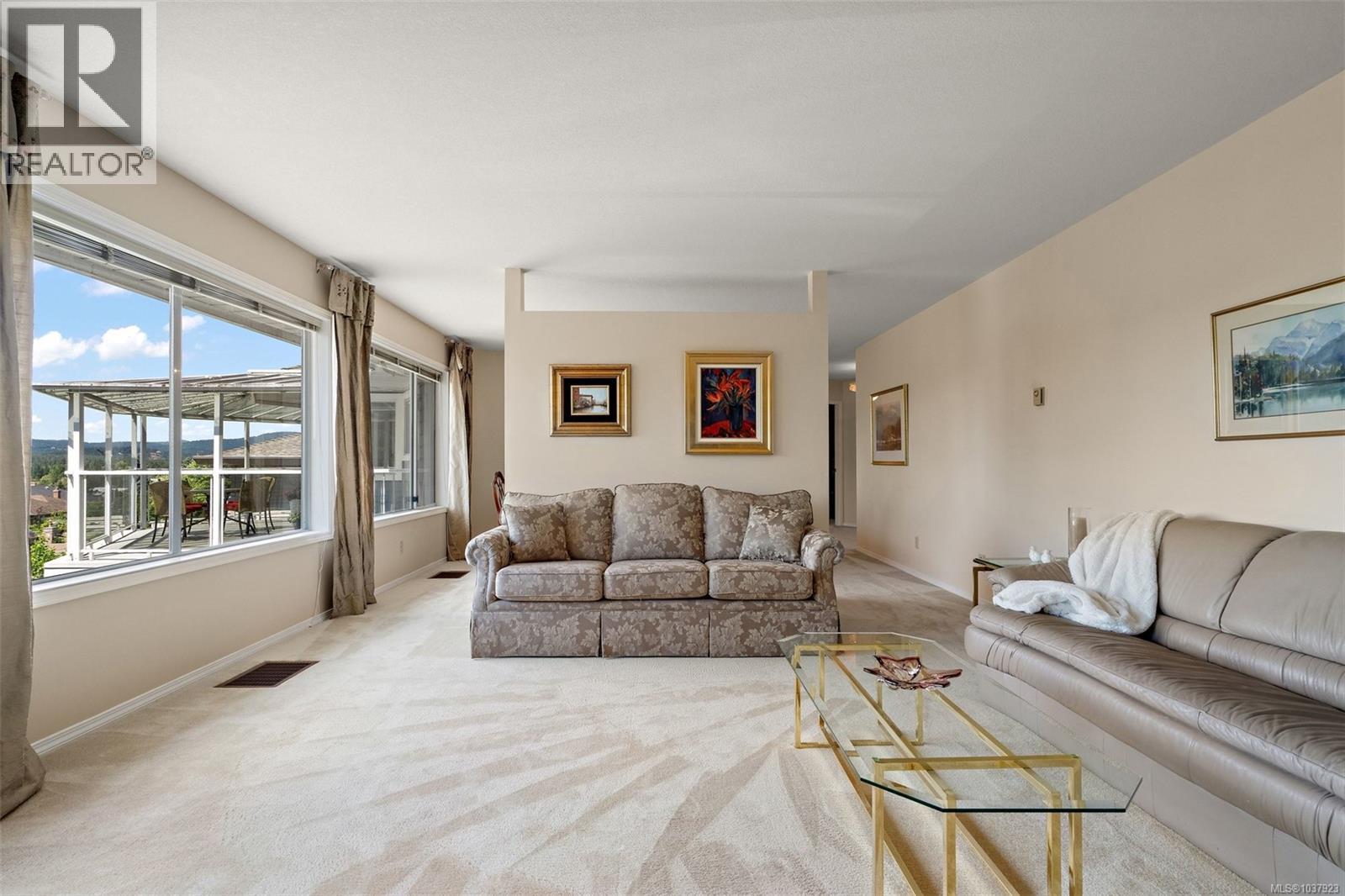 858 Maltwood Terr - 11