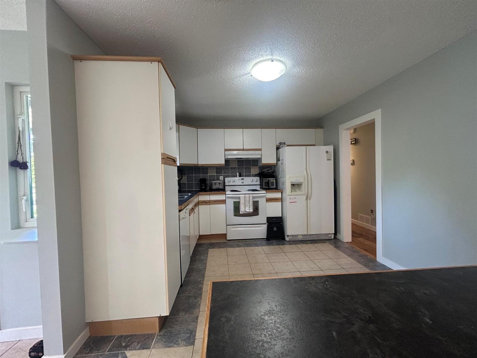 6 Bed, 4 Bath House for Sale in Surrey – 2621 127A STREET, Surrey - Image 29