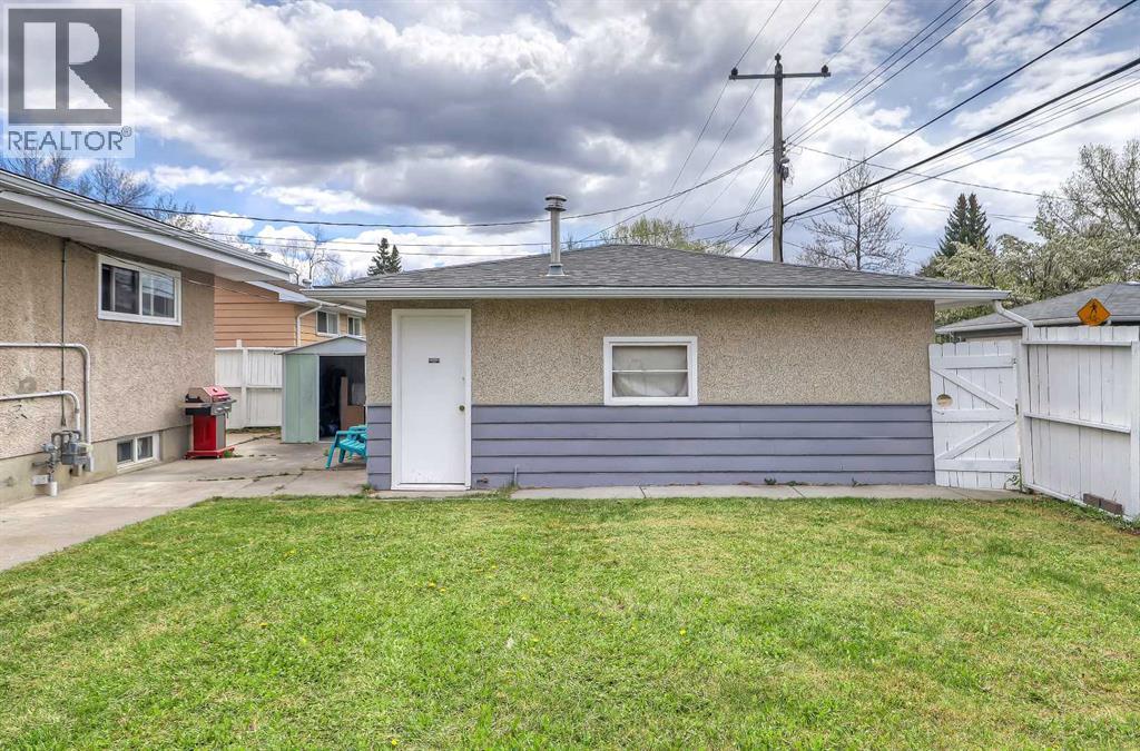 1315 Northmount Drive NW - 24