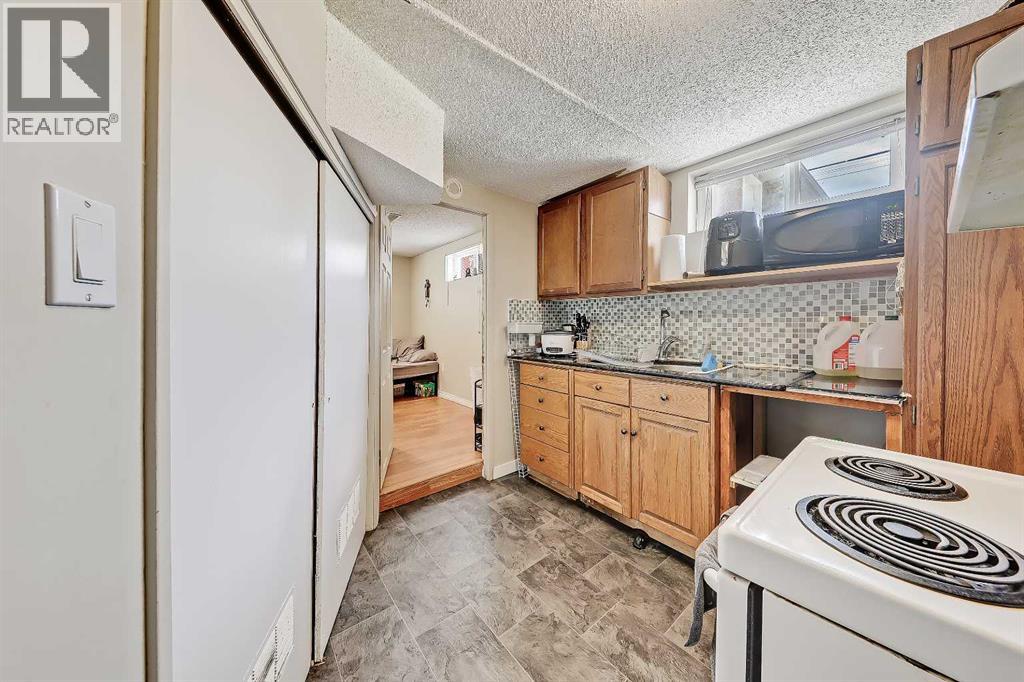 1315 Northmount Drive NW - 15