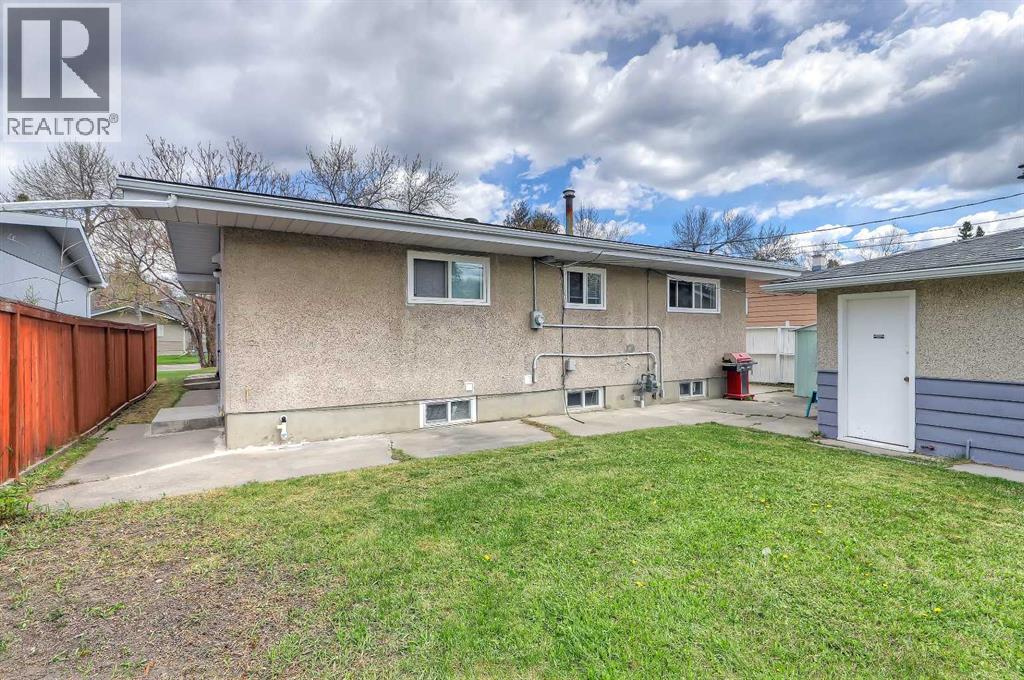1315 Northmount Drive NW - 23