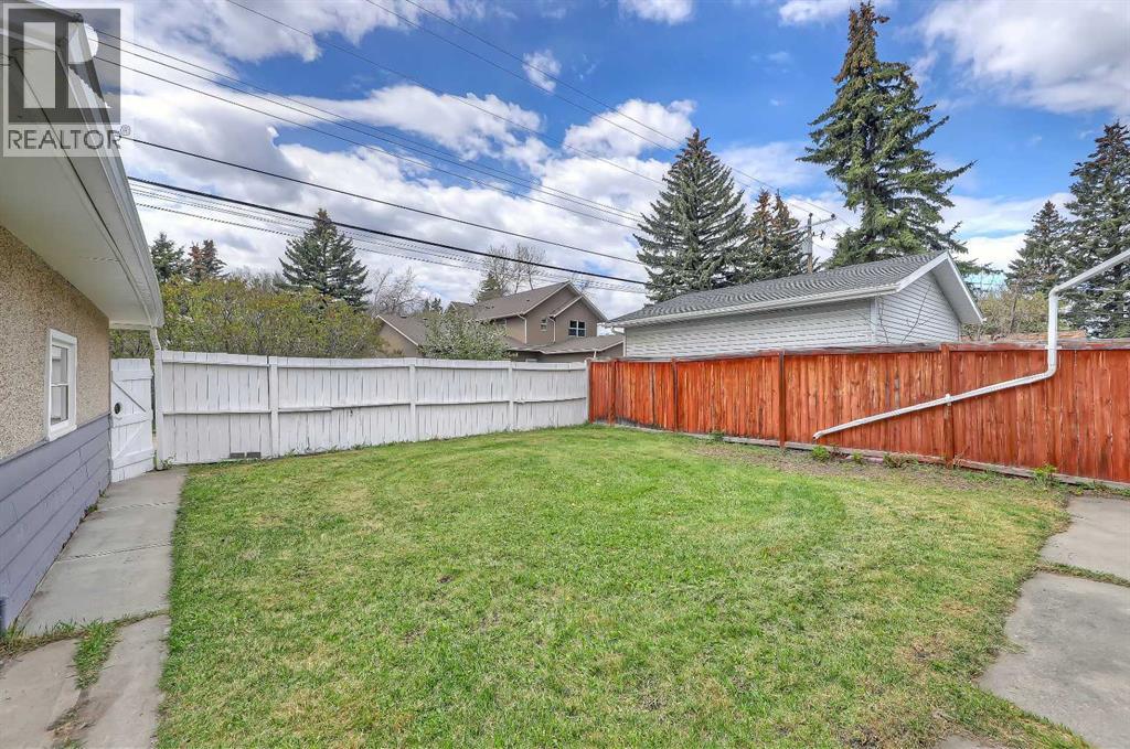 1315 Northmount Drive NW - 25