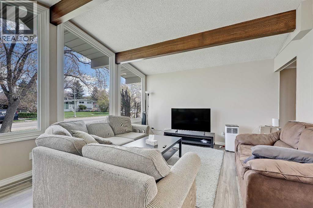 1315 Northmount Drive NW - 5