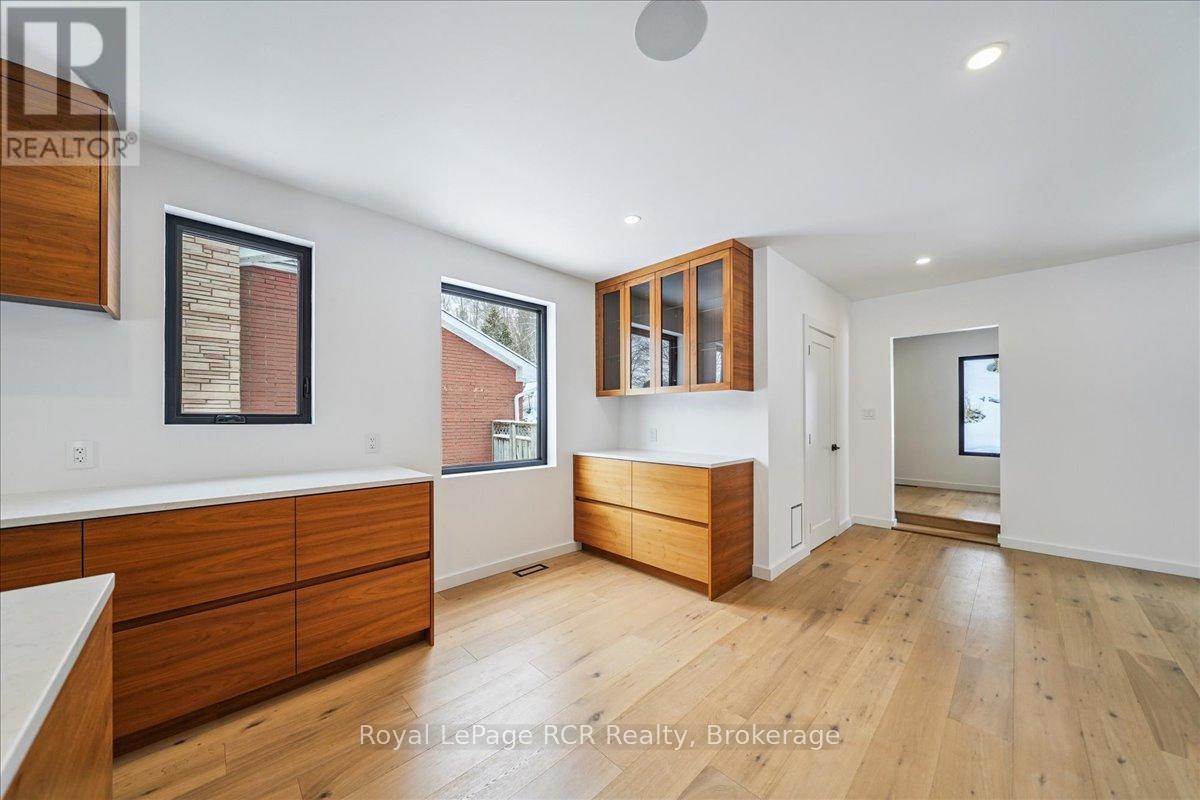 400 2ND AVENUE W - 15