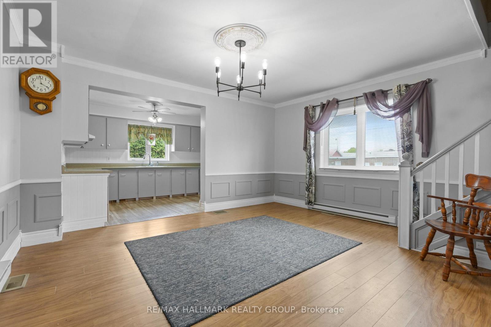 1274 MAIN STREET E - 21
