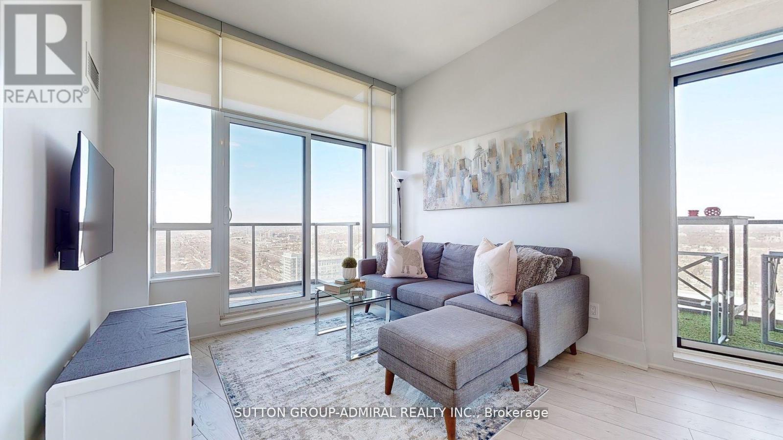 #4205 36 PARK LAWN ROAD - 12