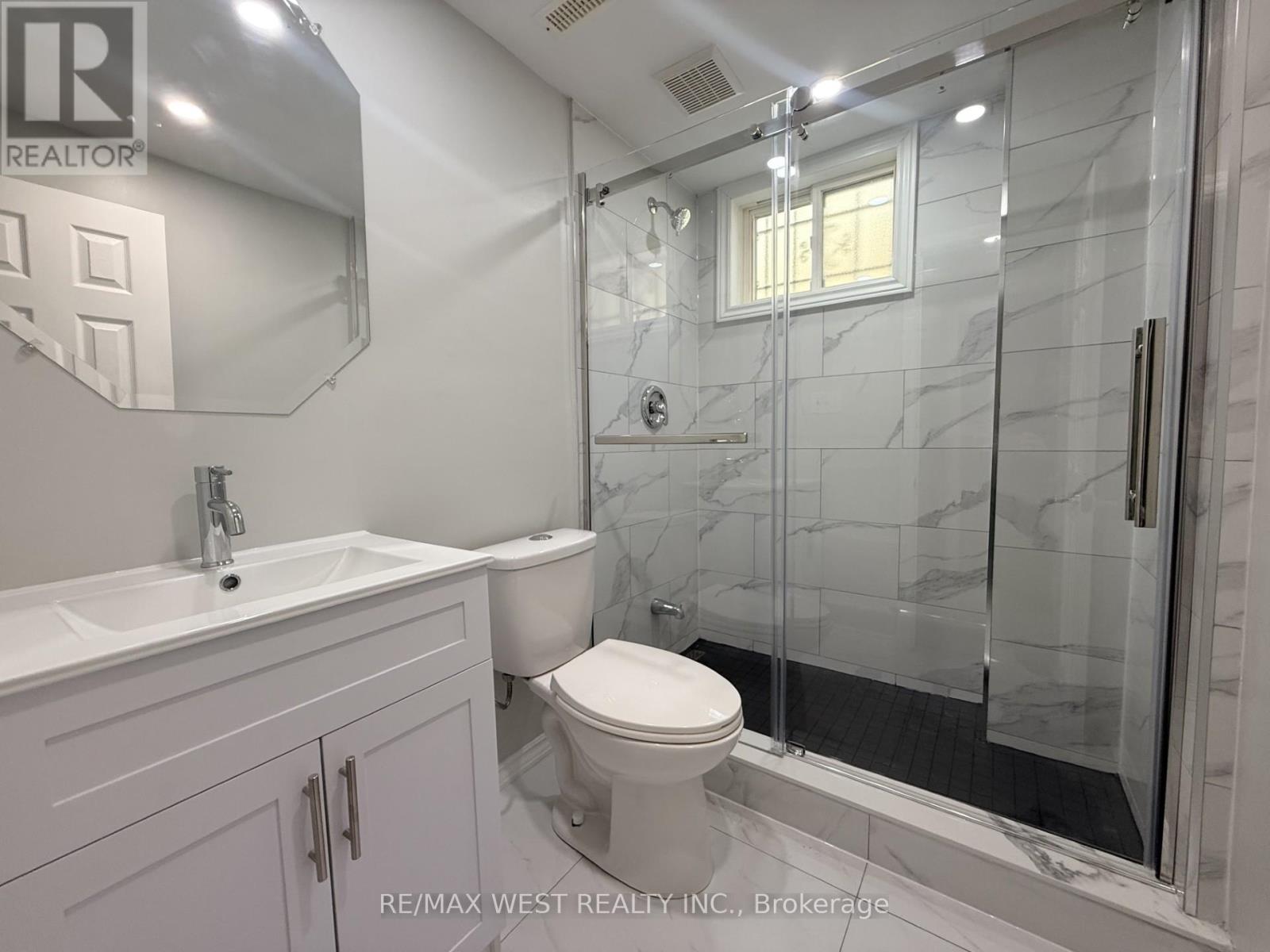 941 STAINTON DRIVE - 14