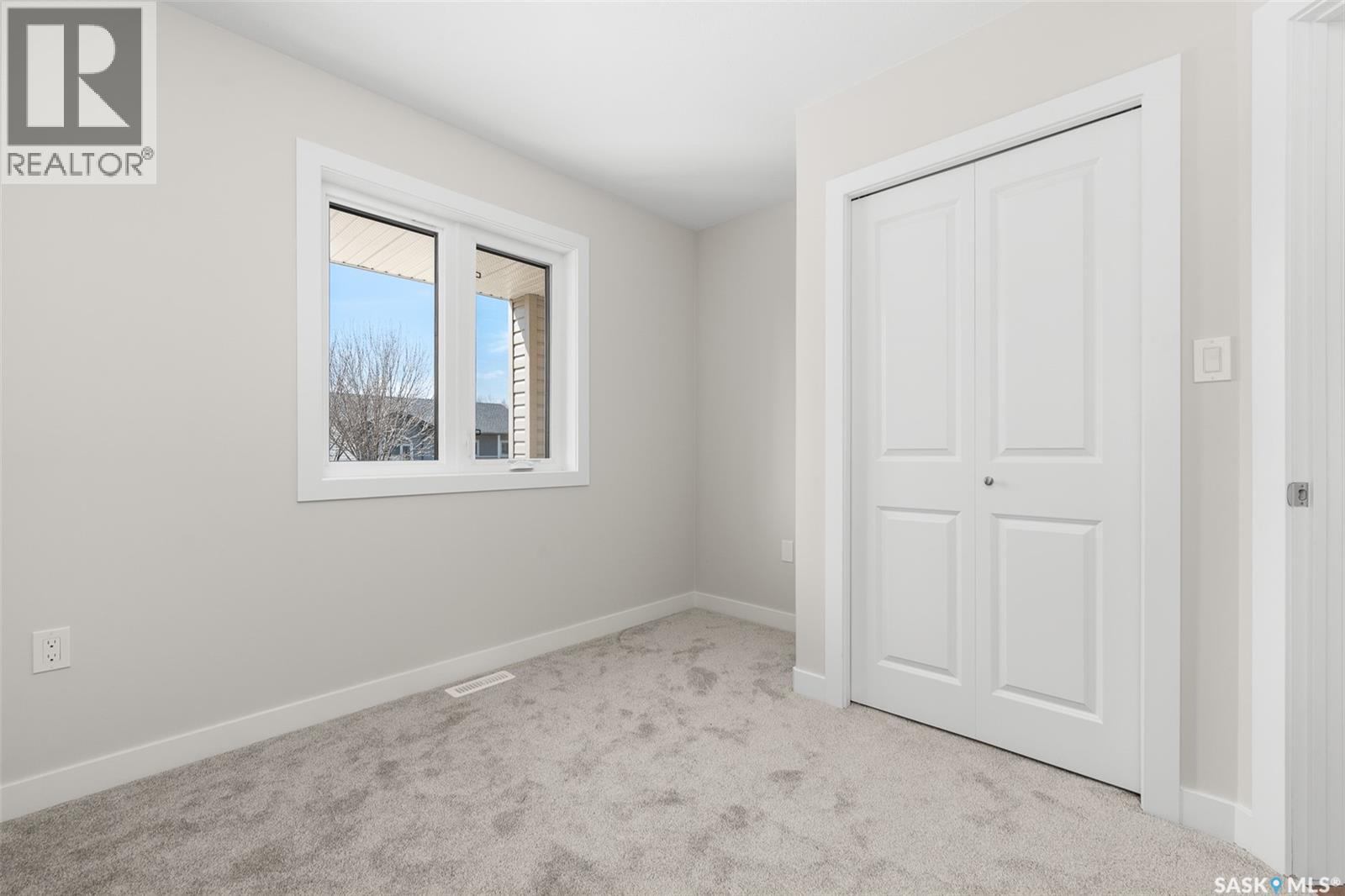 107 Valleyview DRIVE - 24