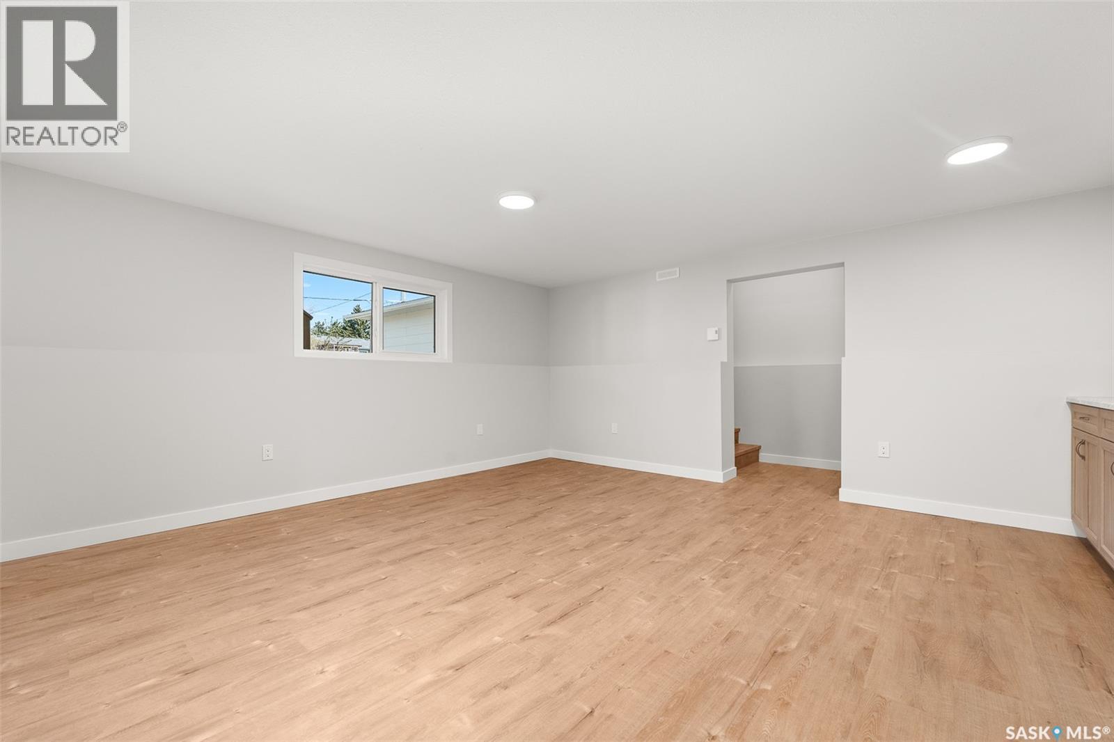 107 Valleyview DRIVE - 32