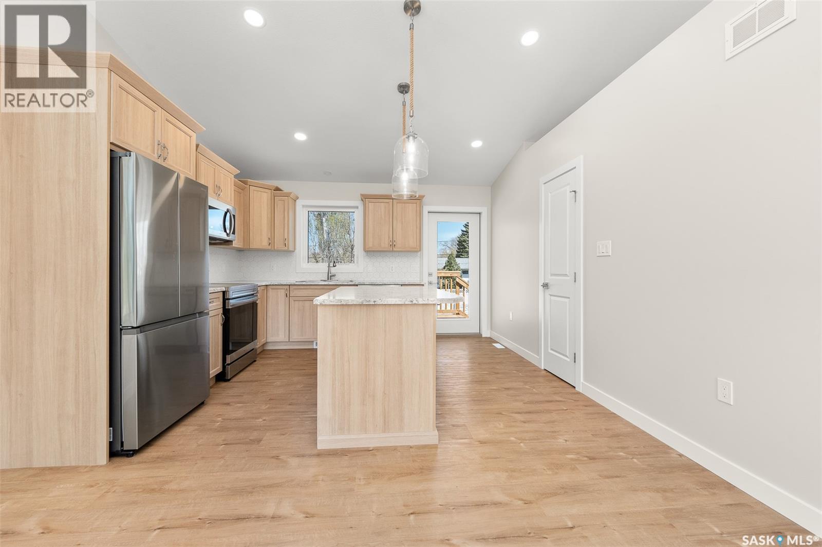 107 Valleyview DRIVE - 8